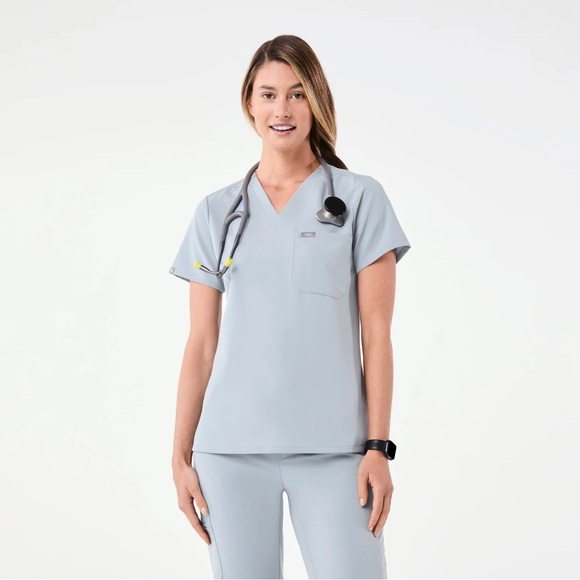 Figs scrubs- size M - Picture 4 of 4